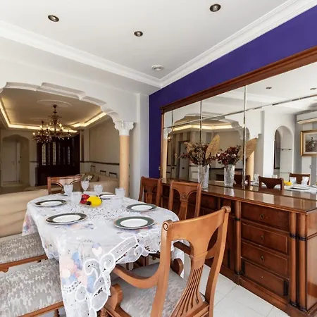 Apartamento Atico Con Terraza Y Vistas Panoramicas En Palmas De Gran Canaria By Alterhome Las Palmas de Gran Canaria